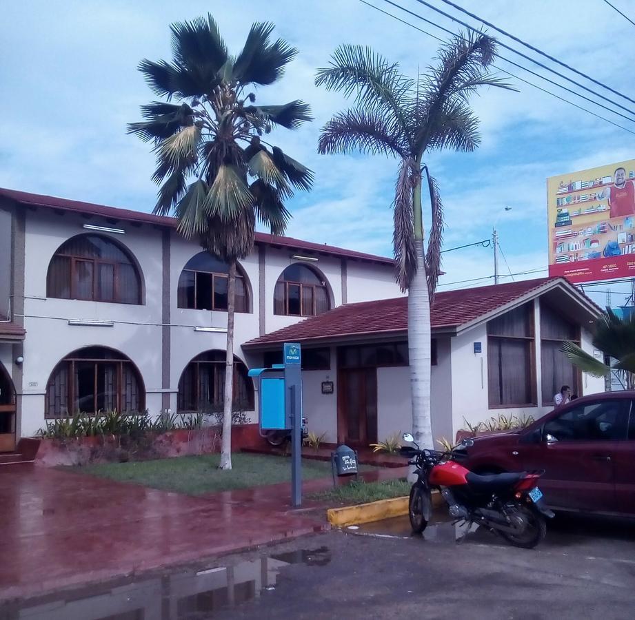 Hotel La Siesta Sullana Exterior foto